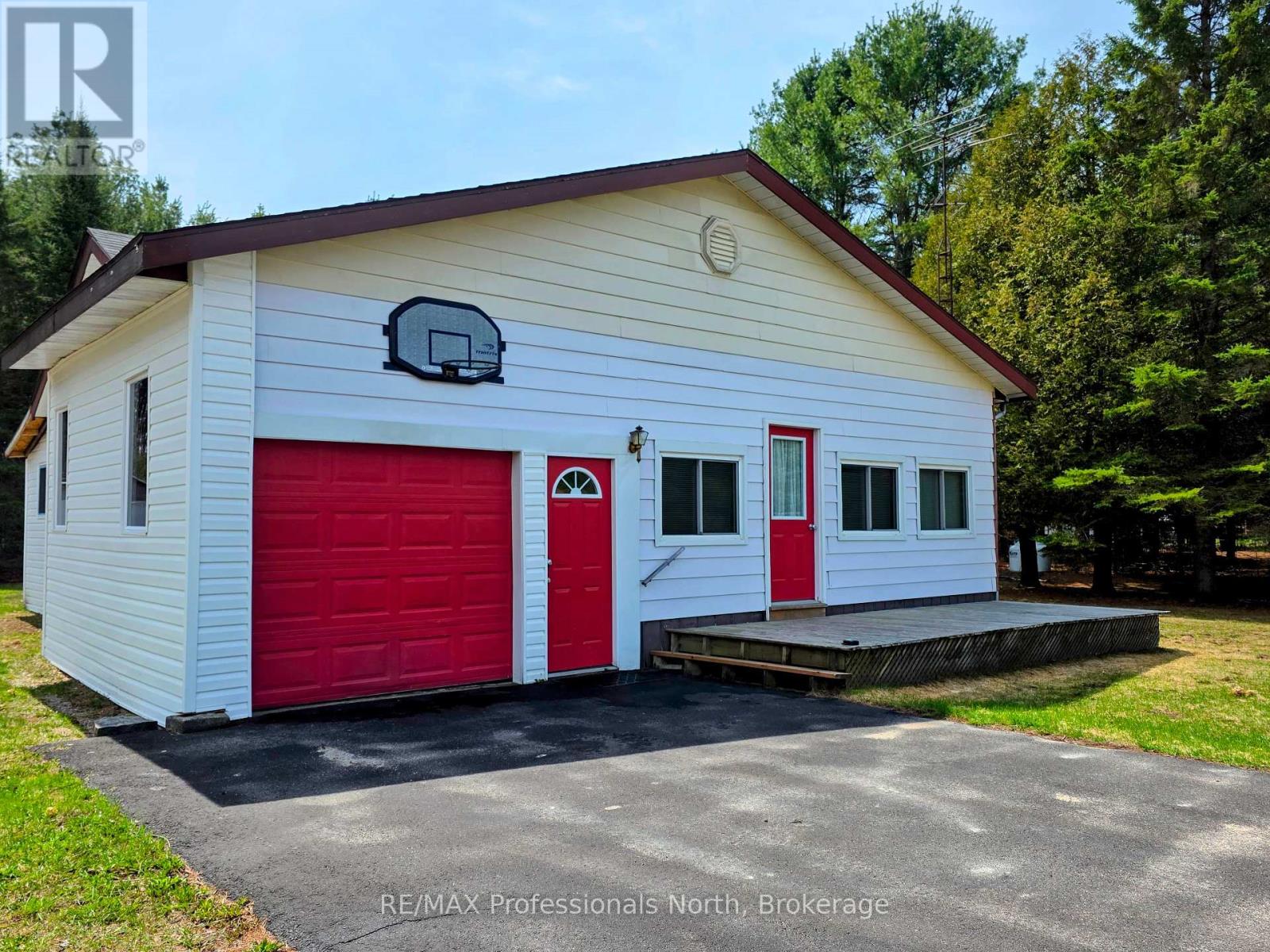 1037 West Road, Minden Hills, Ontario  K0M 1S0 - Photo 3 - X13104170