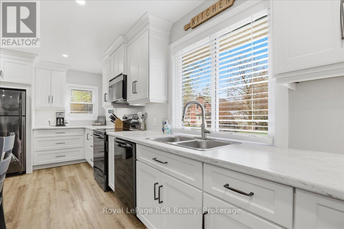 56 John Street N, Minto, Ontario  N0G 1Z0 - Photo 12 - X13104306
