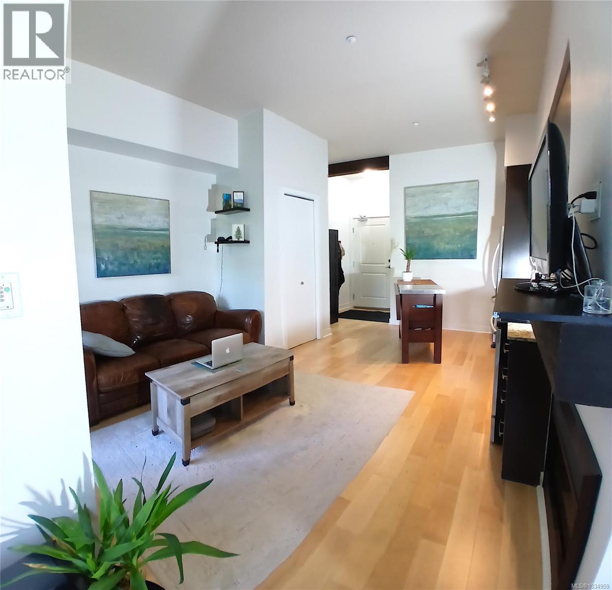 119 1395 Bear Mountain Pkwy, Langford, British Columbia  V9B 0E1 - Photo 2 - 1034959