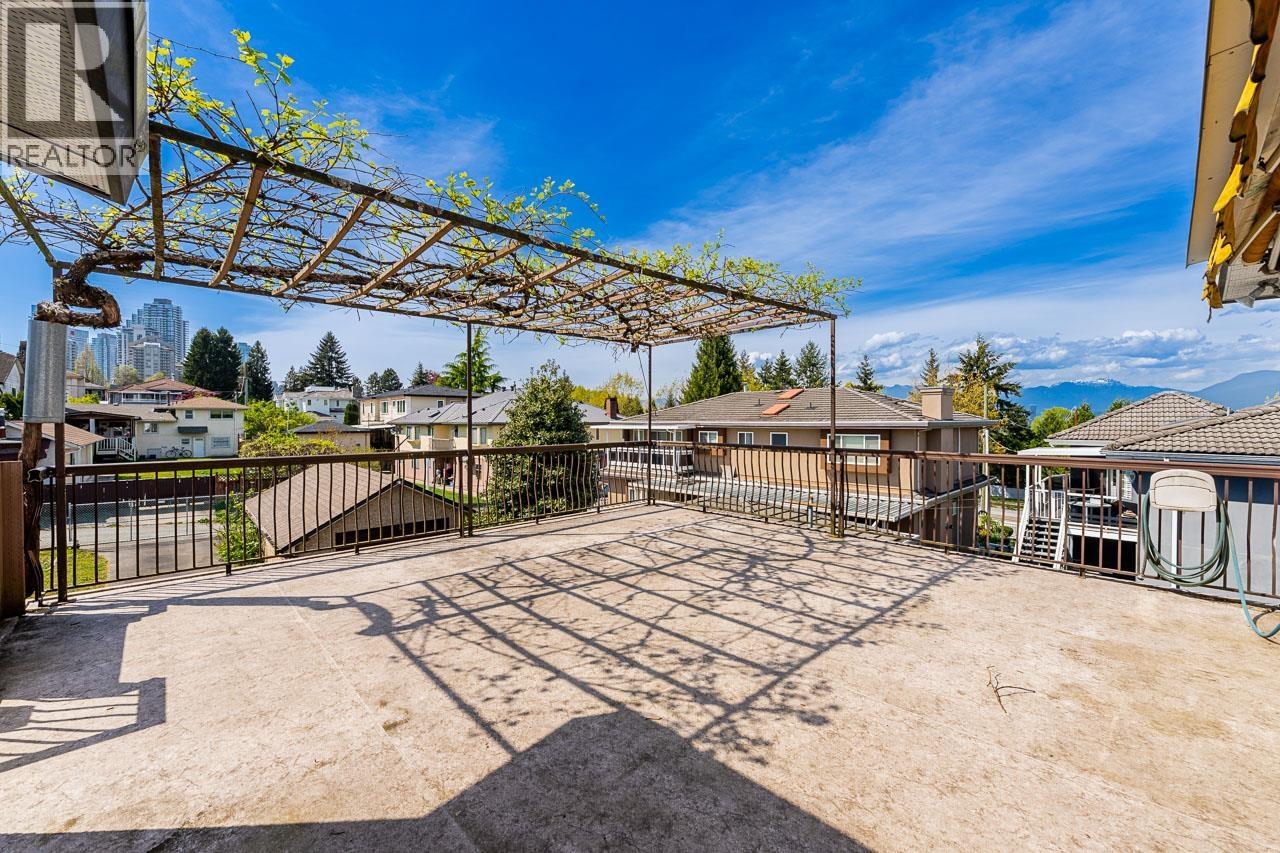 6041 Selma Avenue, Burnaby, British Columbia  V5H 3R1 - Photo 25 - R3120865
