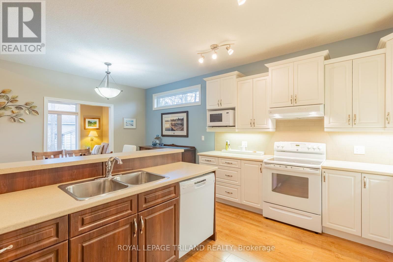 19 Erin Place, Lambton Shores, Ontario  N0M 1T0 - Photo 24 - X13104154