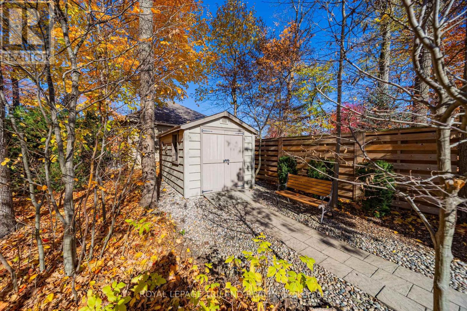 19 Erin Place, Lambton Shores, Ontario  N0M 1T0 - Photo 46 - X13104154