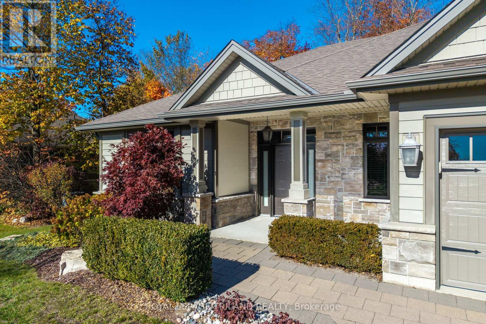 19 Erin Place, Lambton Shores, Ontario  N0M 1T0 - Photo 9 - X13104154
