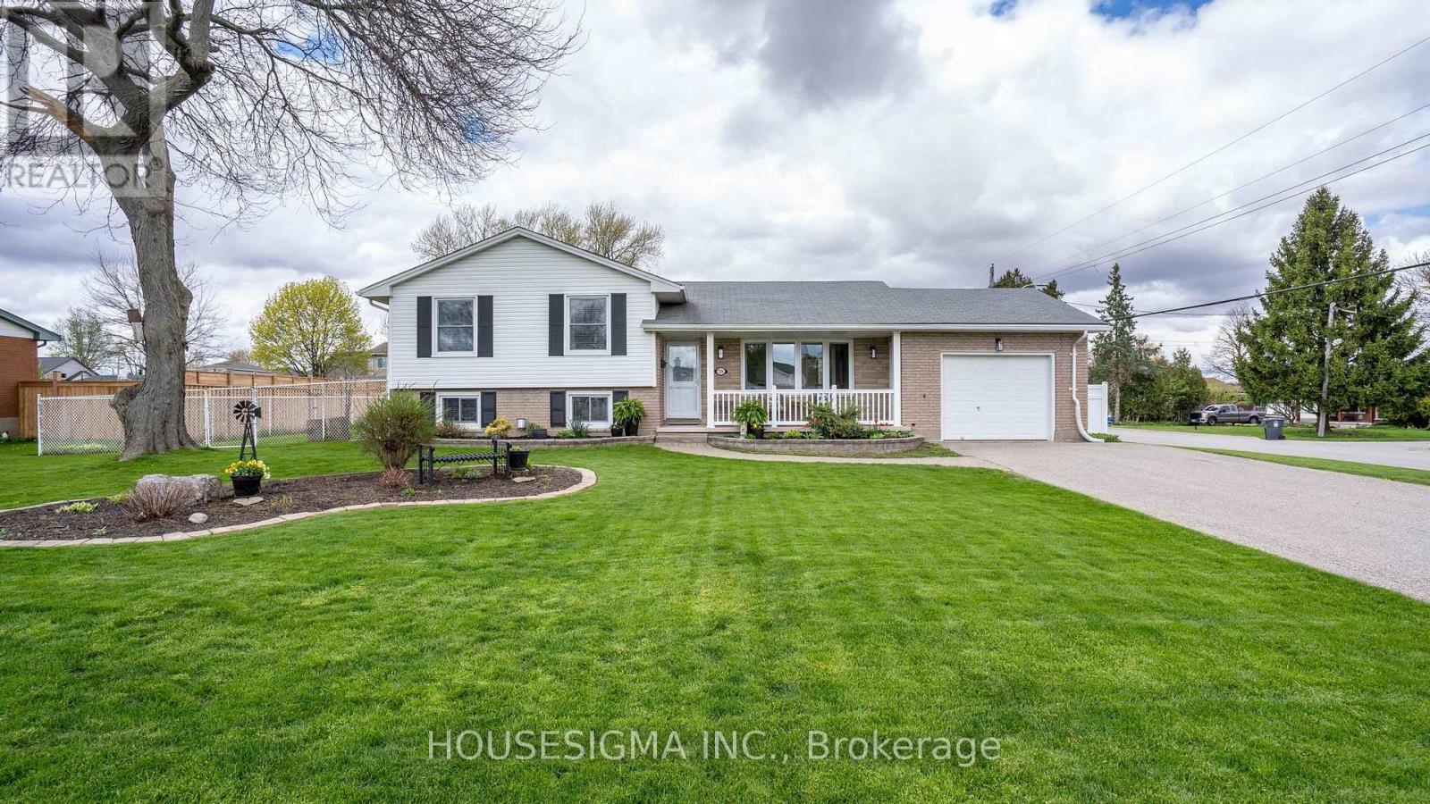 78 PETER STREET, Central Elgin, Ontario