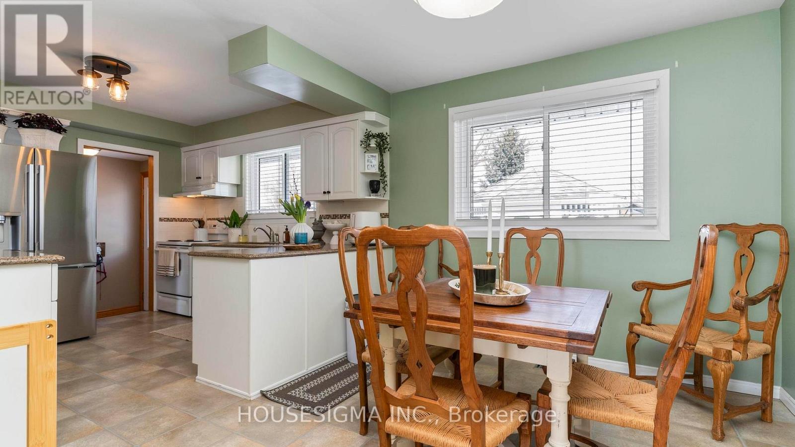 78 Peter Street, Central Elgin, Ontario  N5R 5A8 - Photo 12 - X13104328