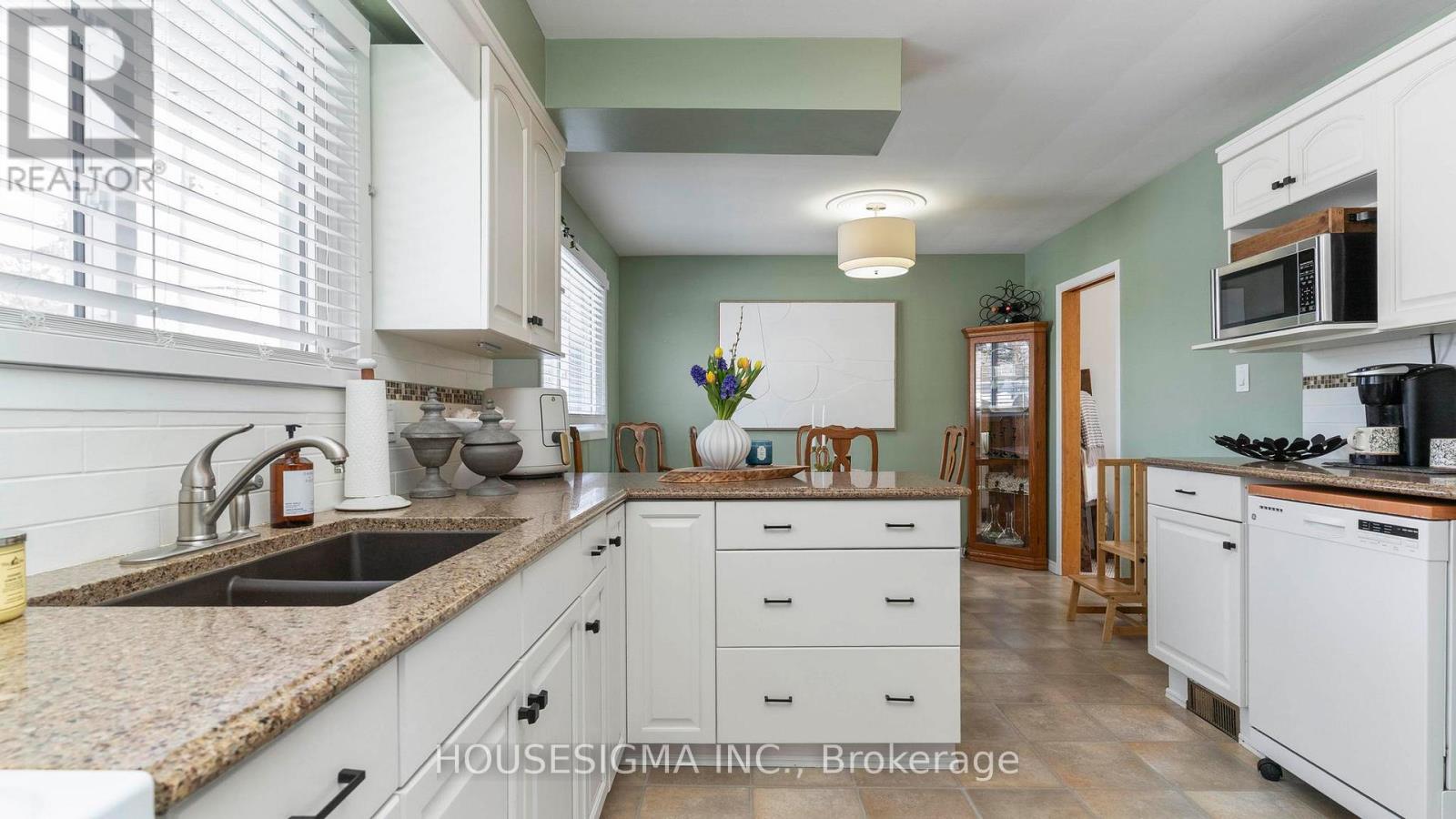 78 Peter Street, Central Elgin, Ontario  N5R 5A8 - Photo 18 - X13104328
