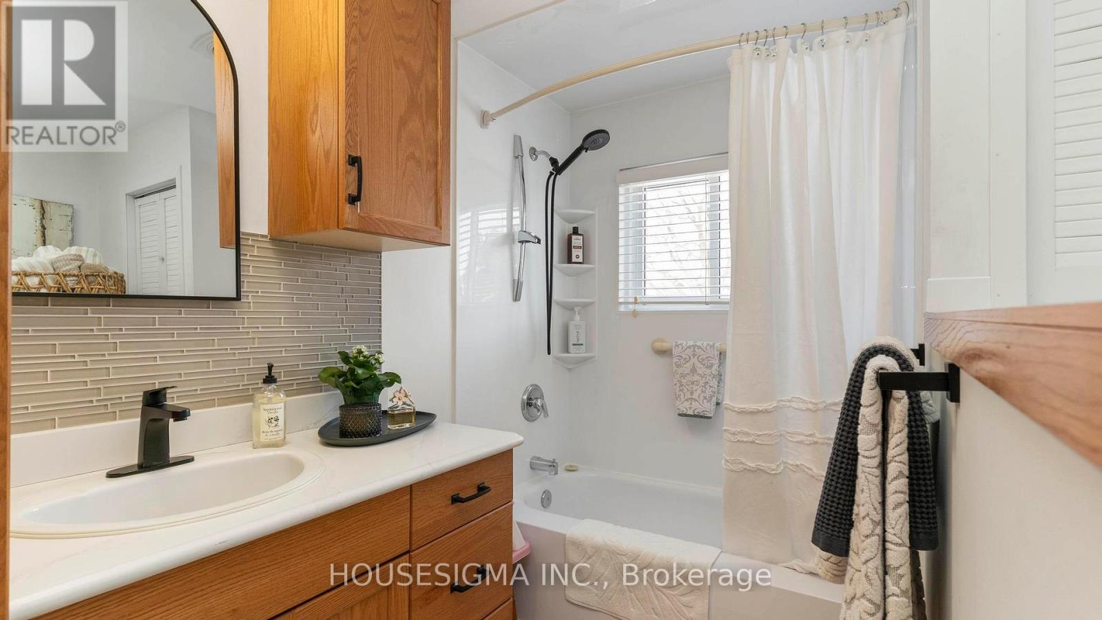 78 Peter Street, Central Elgin, Ontario  N5R 5A8 - Photo 19 - X13104328