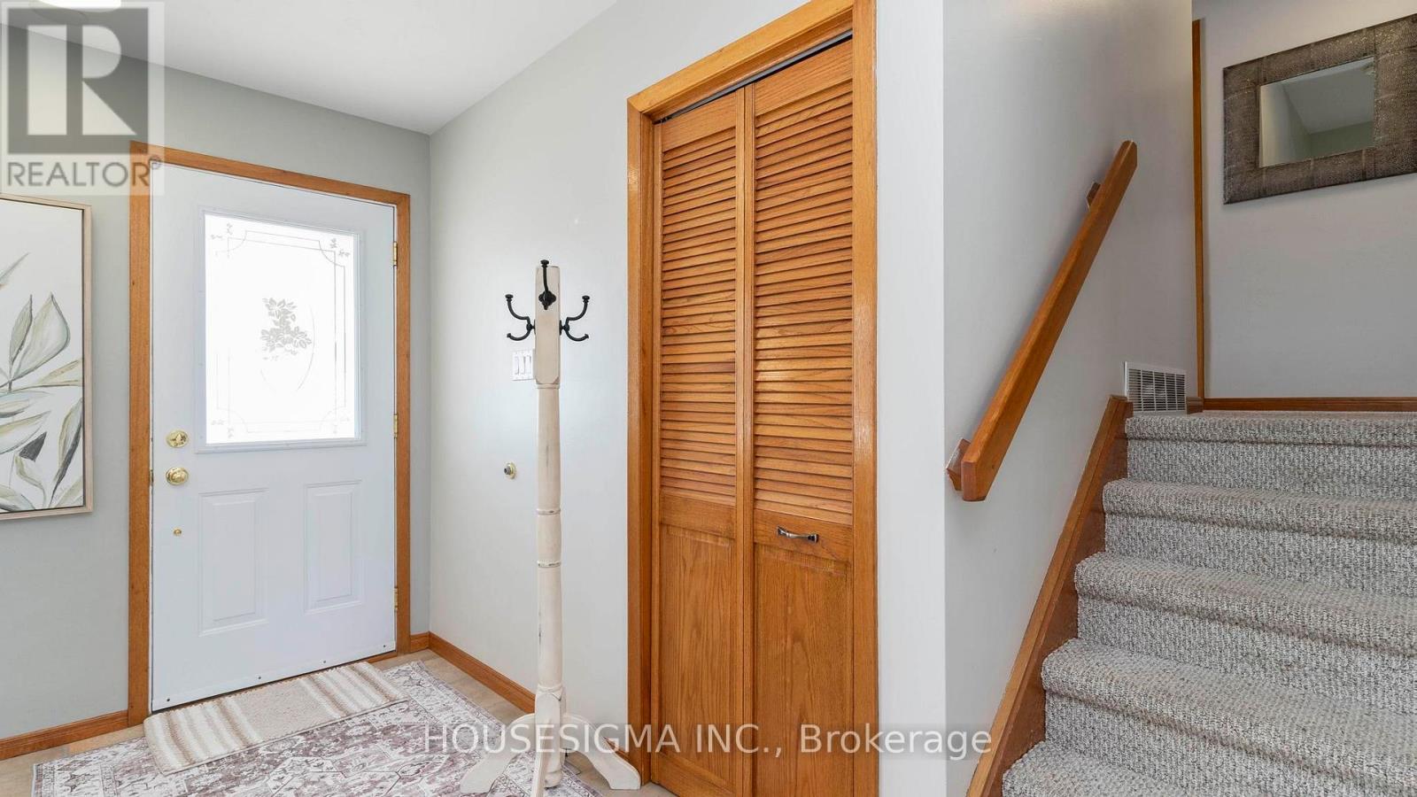 78 Peter Street, Central Elgin, Ontario  N5R 5A8 - Photo 5 - X13104328