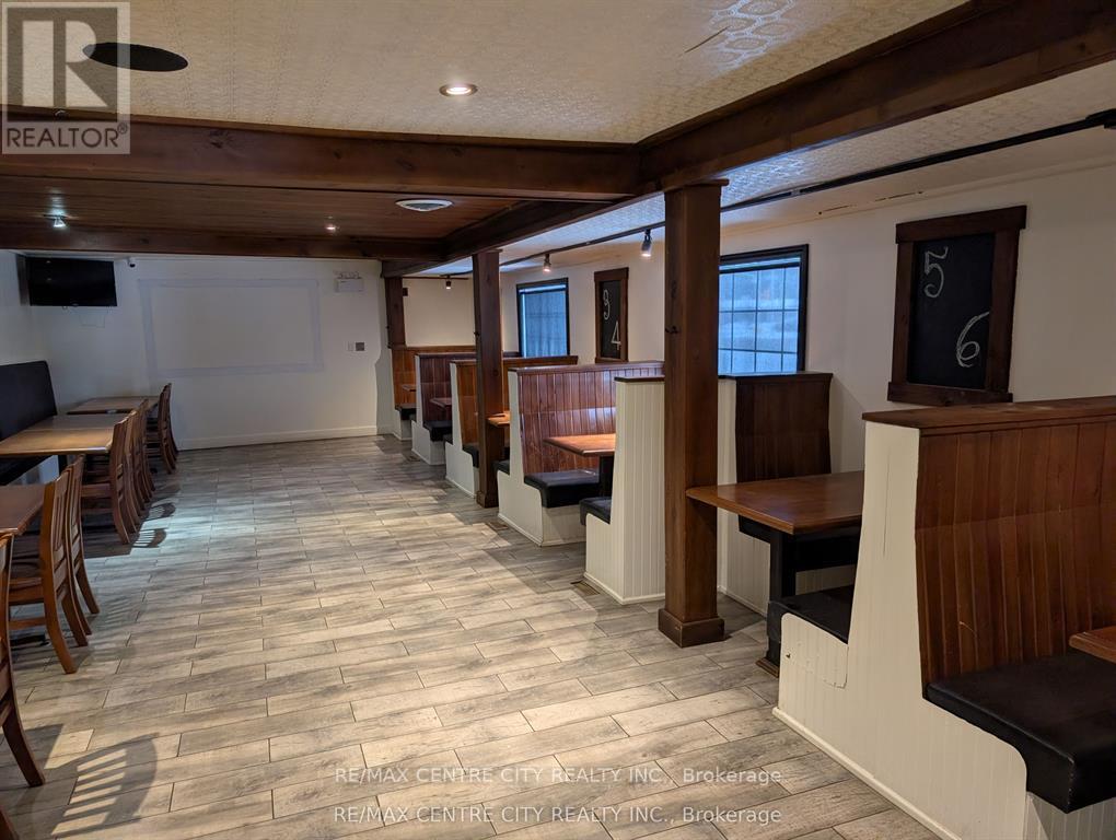 2300 Wharncliffe Road S, London South, Ontario  N6P 1L1 - Photo 11 - X13104458