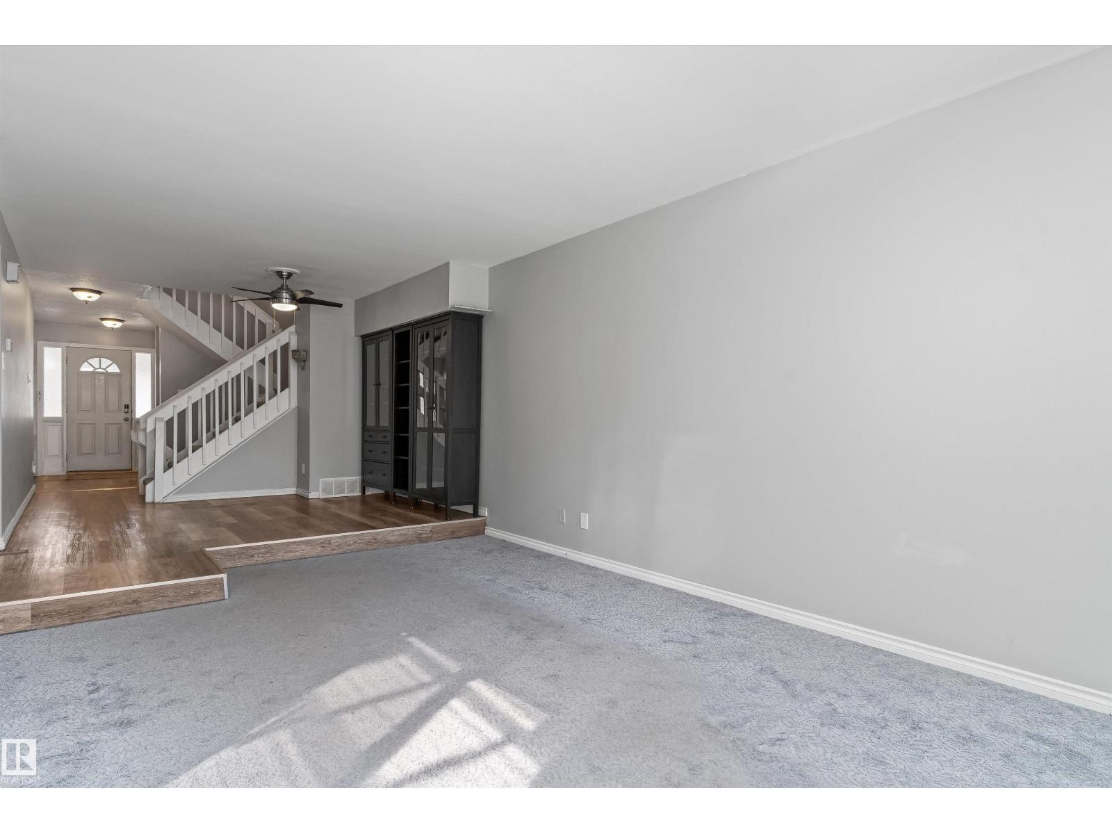 6734 36a Av Nw, Edmonton, Alberta  T6K 1S3 - Photo 10 - E4486648
