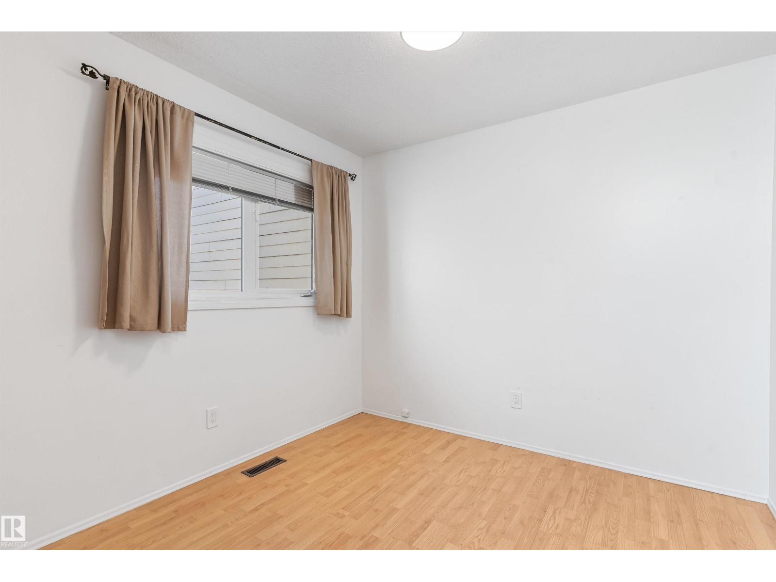 6734 36a Av Nw, Edmonton, Alberta  T6K 1S3 - Photo 19 - E4486648