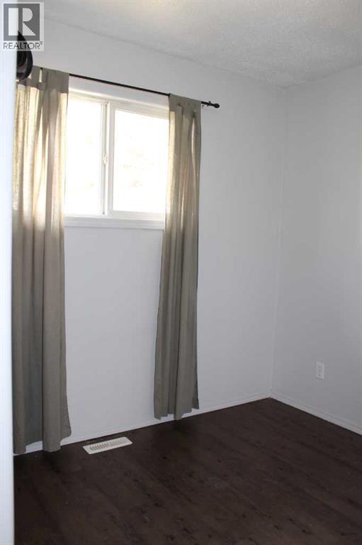 #208 Main Street, North Star, Alberta  T0H 2T0 - Photo 10 - A2309496