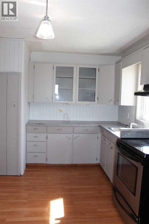 #208 Main Street, North Star, Alberta  T0H 2T0 - Photo 2 - A2309496