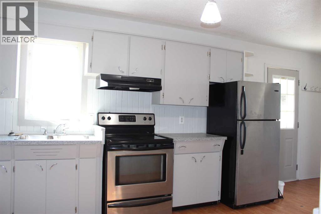 #208 Main Street, North Star, Alberta  T0H 2T0 - Photo 4 - A2309496