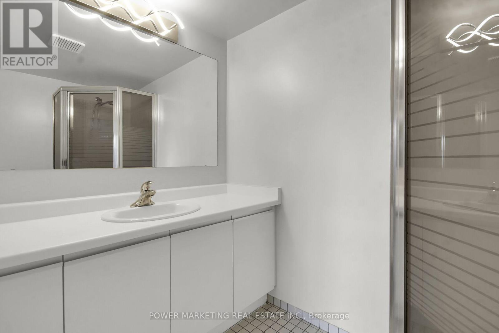 1206 - 2759 Carousel Crescent, Ottawa, Ontario  K1T 2N5 - Photo 11 - X13104276