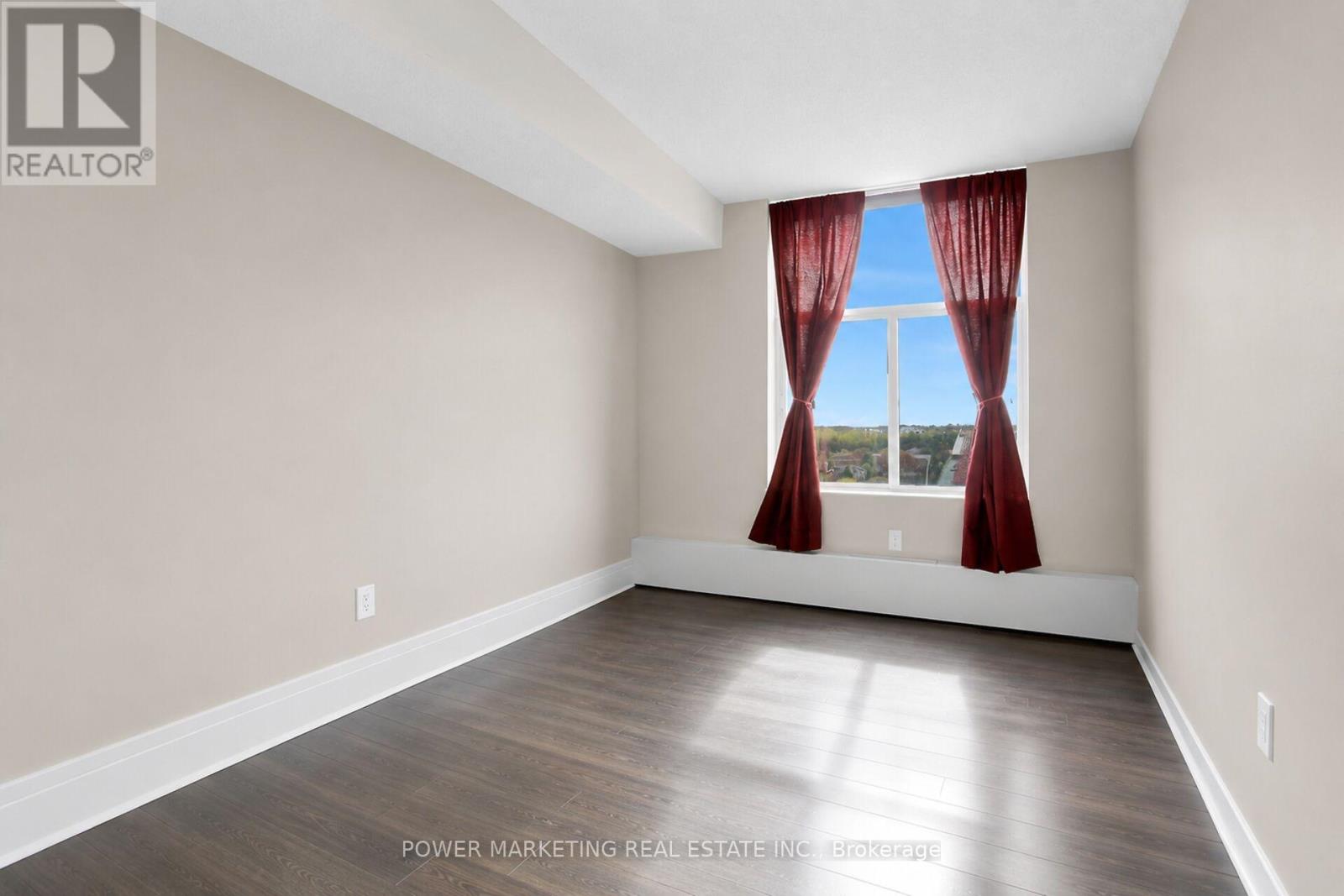 1206 - 2759 Carousel Crescent, Ottawa, Ontario  K1T 2N5 - Photo 7 - X13104276