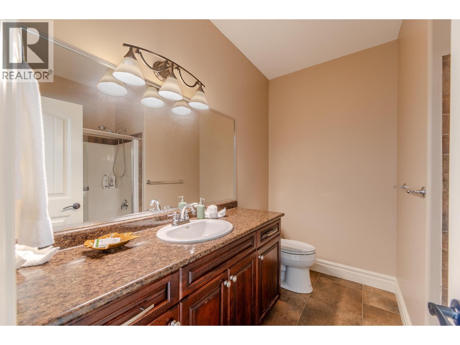 2377 Wiltse Drive, Penticton, British Columbia  V2A 7X7 - Photo 31 - 10386762