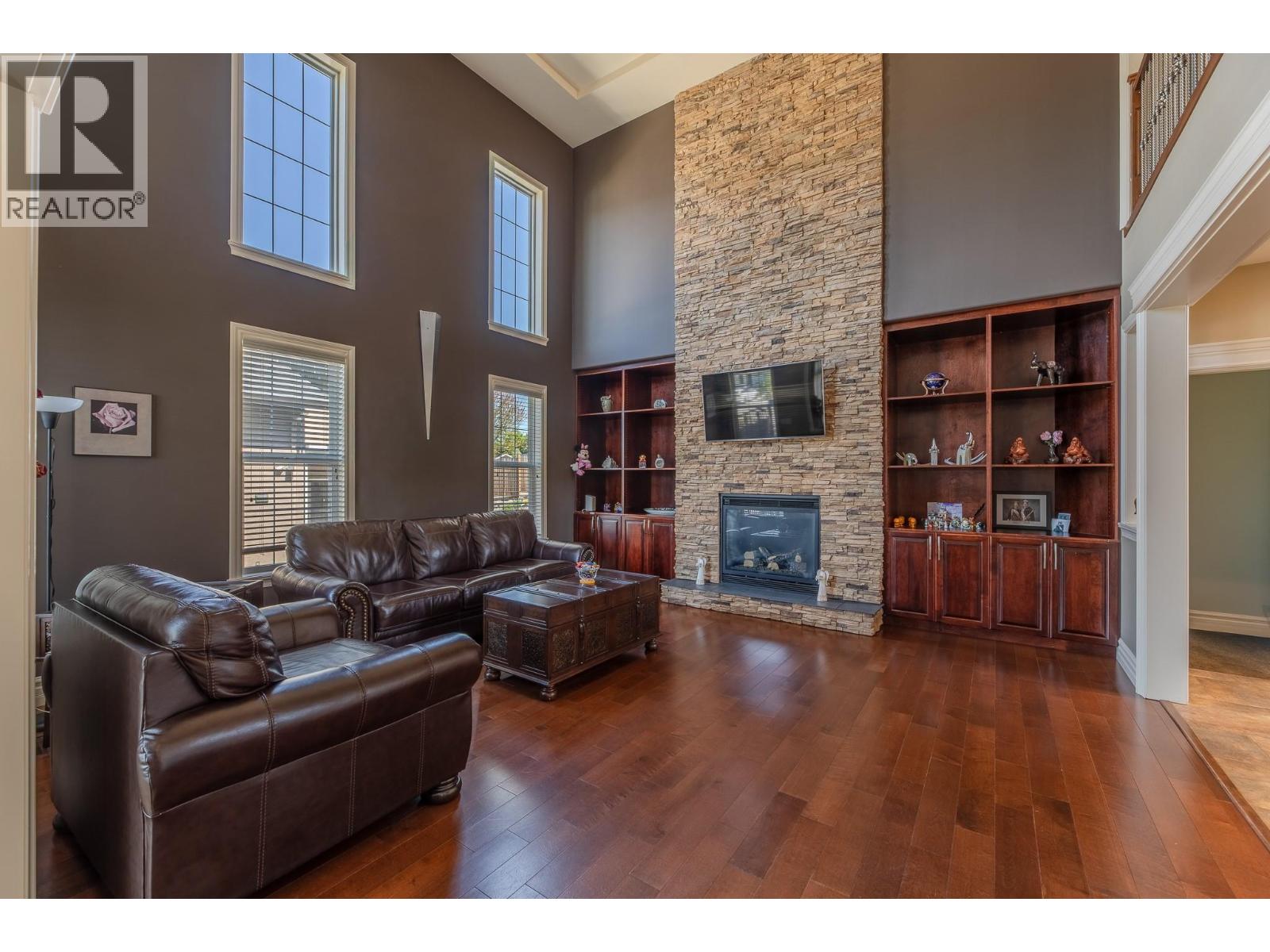 2377 Wiltse Drive, Penticton, British Columbia  V2A 7X7 - Photo 9 - 10386762