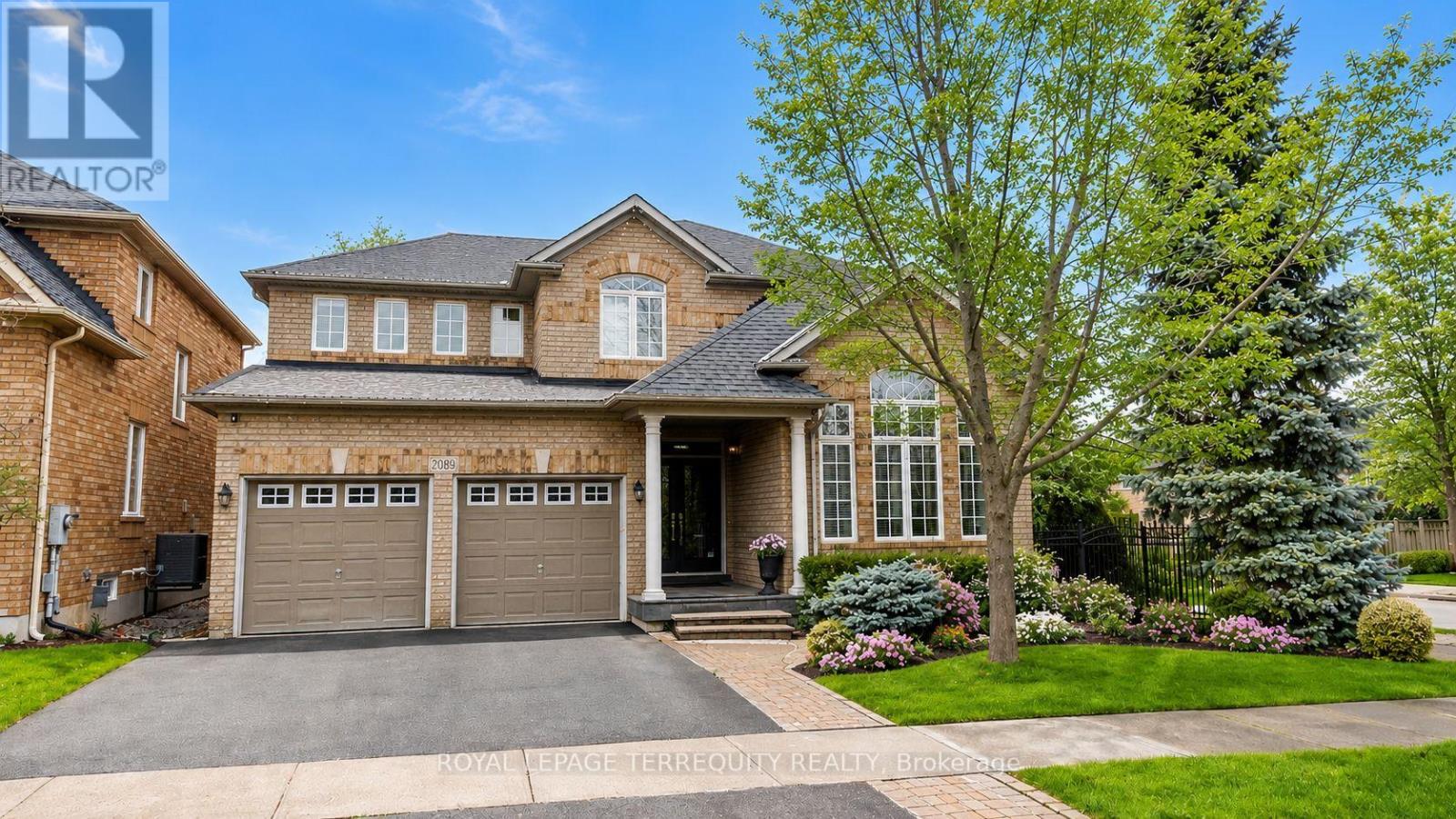 2089 BLACKFOREST CRESCENT, Oakville, Ontario