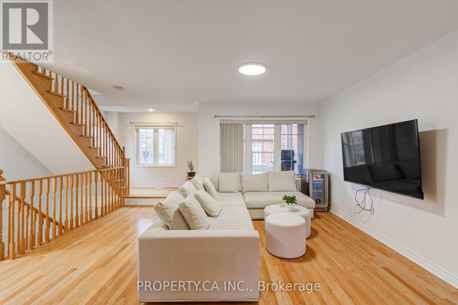 33 - 365 Murray Ross Parkway, Toronto, Ontario  M3J 3T7 - Photo 6 - W13098316