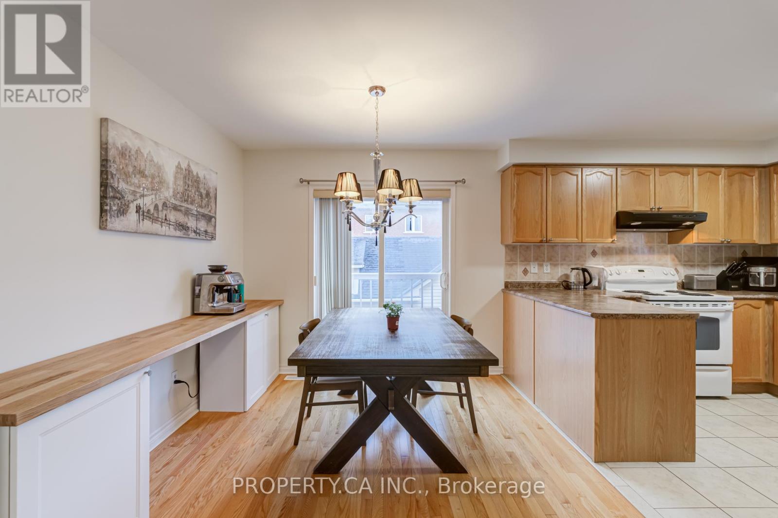 33 - 365 Murray Ross Parkway, Toronto, Ontario  M3J 3T7 - Photo 10 - W13098316