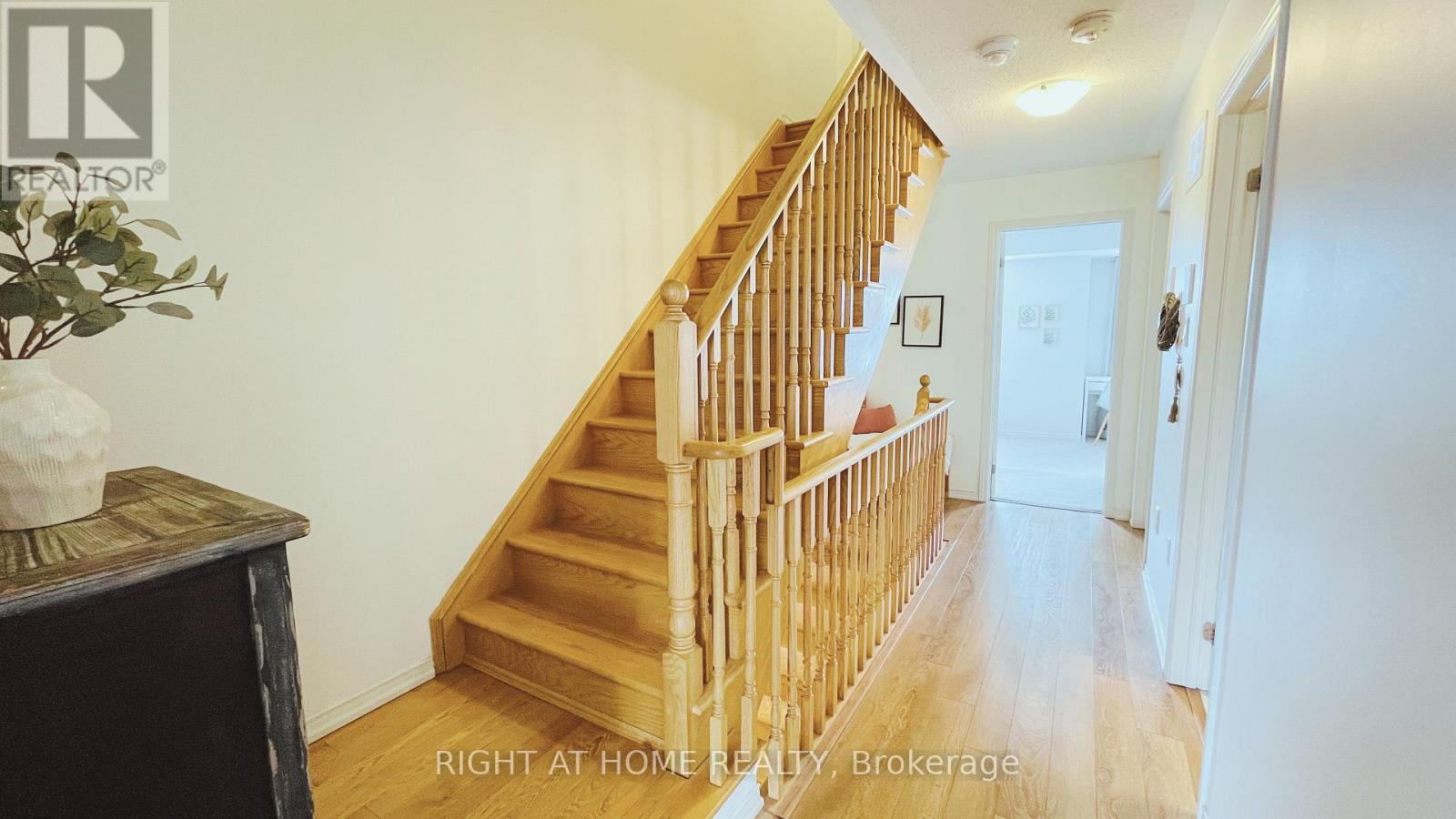 2372 Chevron Prince Path, Oshawa, Ontario  L1L 0K9 - Photo 14 - E13098758