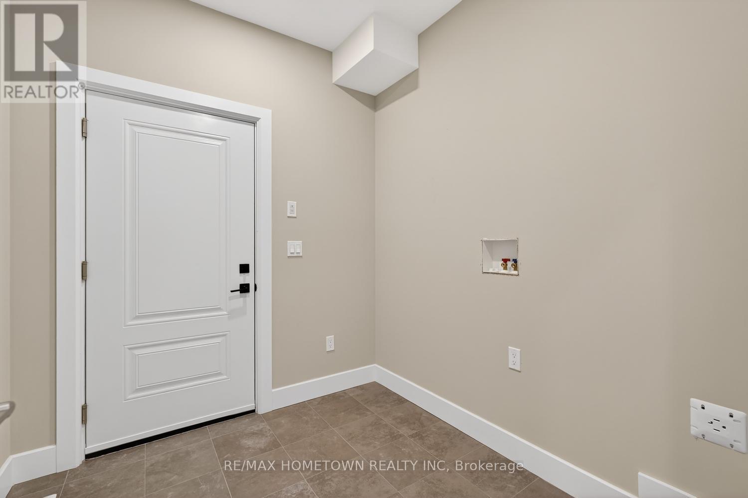 1009 Dobbie Street, Brockville, Ontario K6V 7N1 - Photo 8 - X13029856