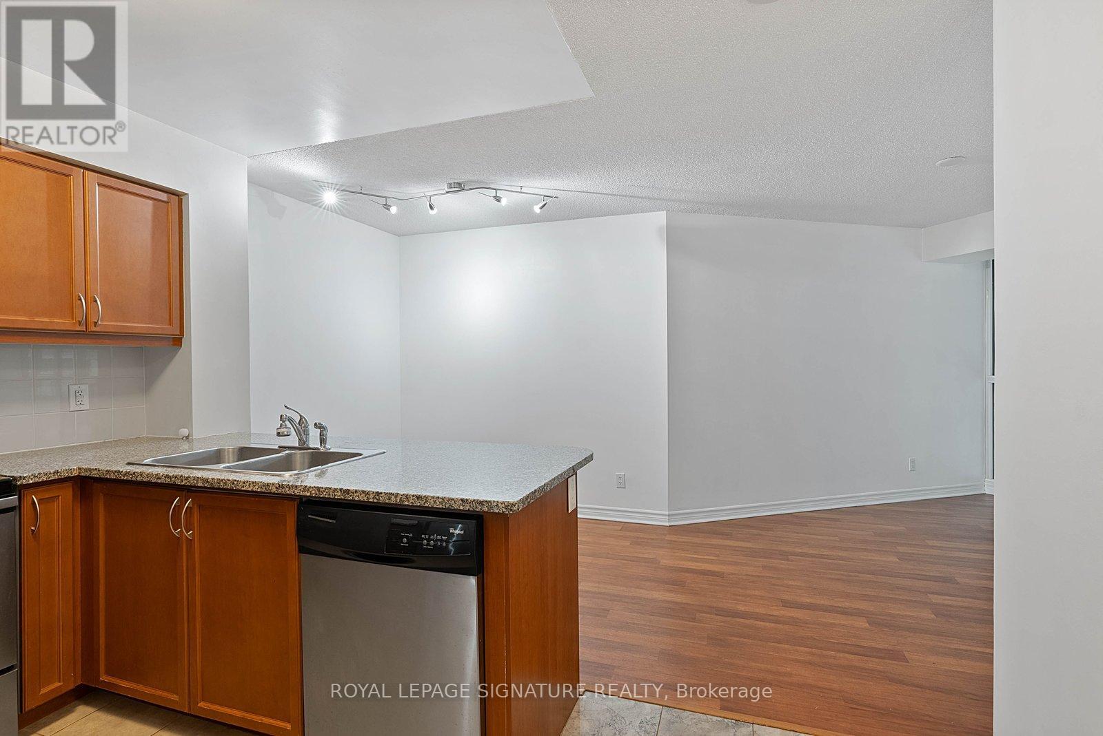 801 - 19 Grand Trunk Crescent, Toronto, Ontario  M5J 3A3 - Photo 7 - C13104174