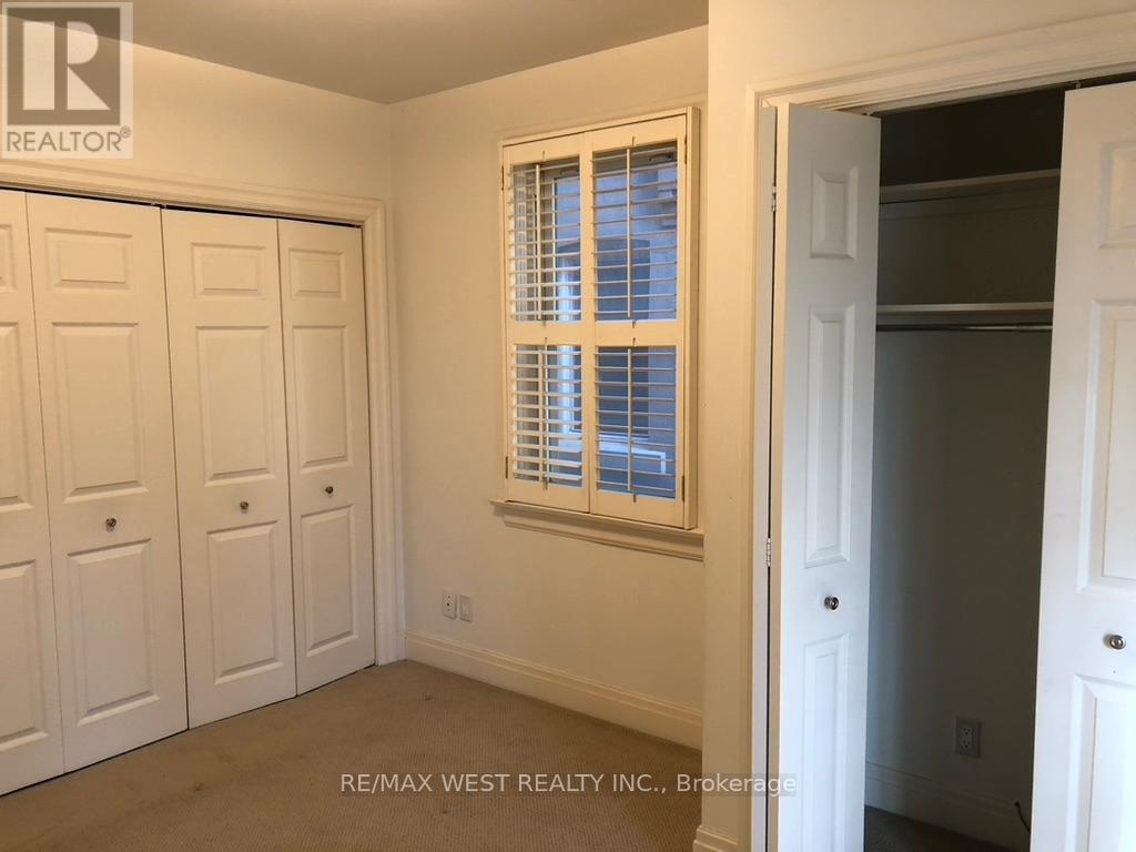 Main Floor - 305 St Clair Avenue E, Toronto, Ontario  M4T 1P3 - Photo 12 - C13104324