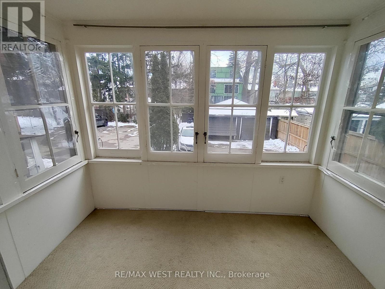 Main Floor - 305 St Clair Avenue E, Toronto, Ontario  M4T 1P3 - Photo 17 - C13104324