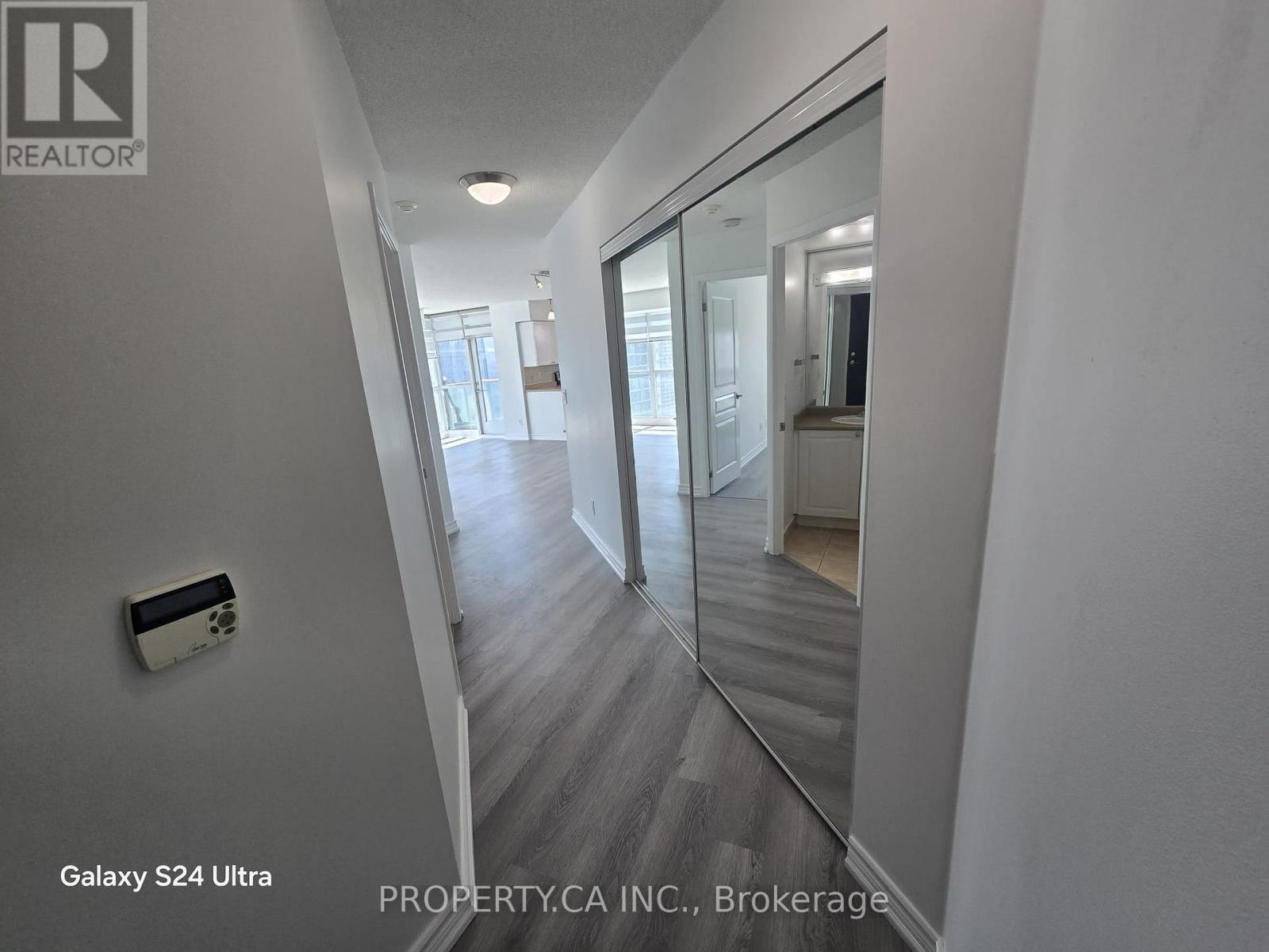 2811 - 18 Yonge Street, Toronto, Ontario  M5E 1Z8 - Photo 7 - C13104344