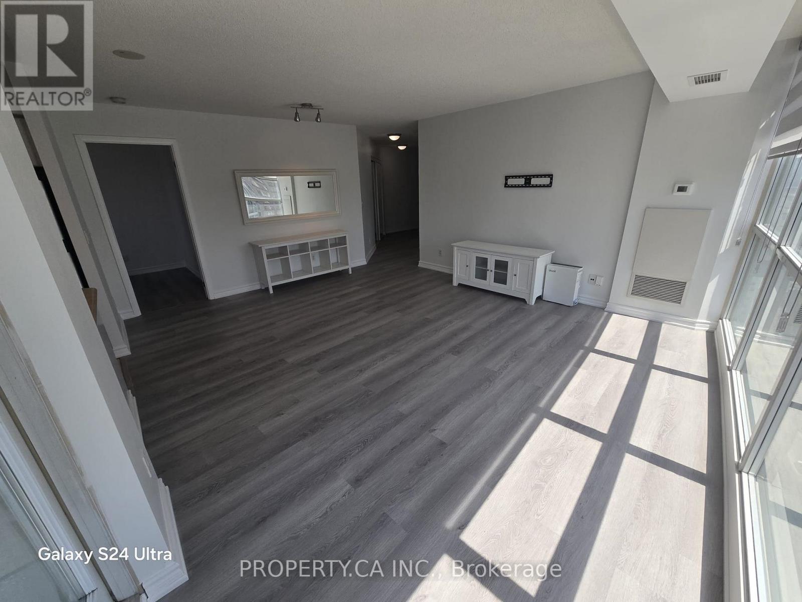 2811 - 18 Yonge Street, Toronto, Ontario  M5E 1Z8 - Photo 9 - C13104344
