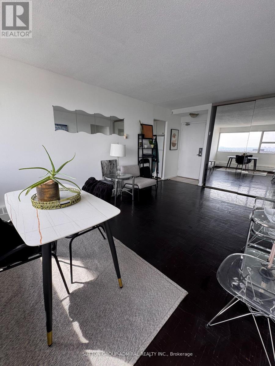2405 - 715 Don Mills Road, Toronto, Ontario  M3C 1S5 - Photo 4 - C13104448