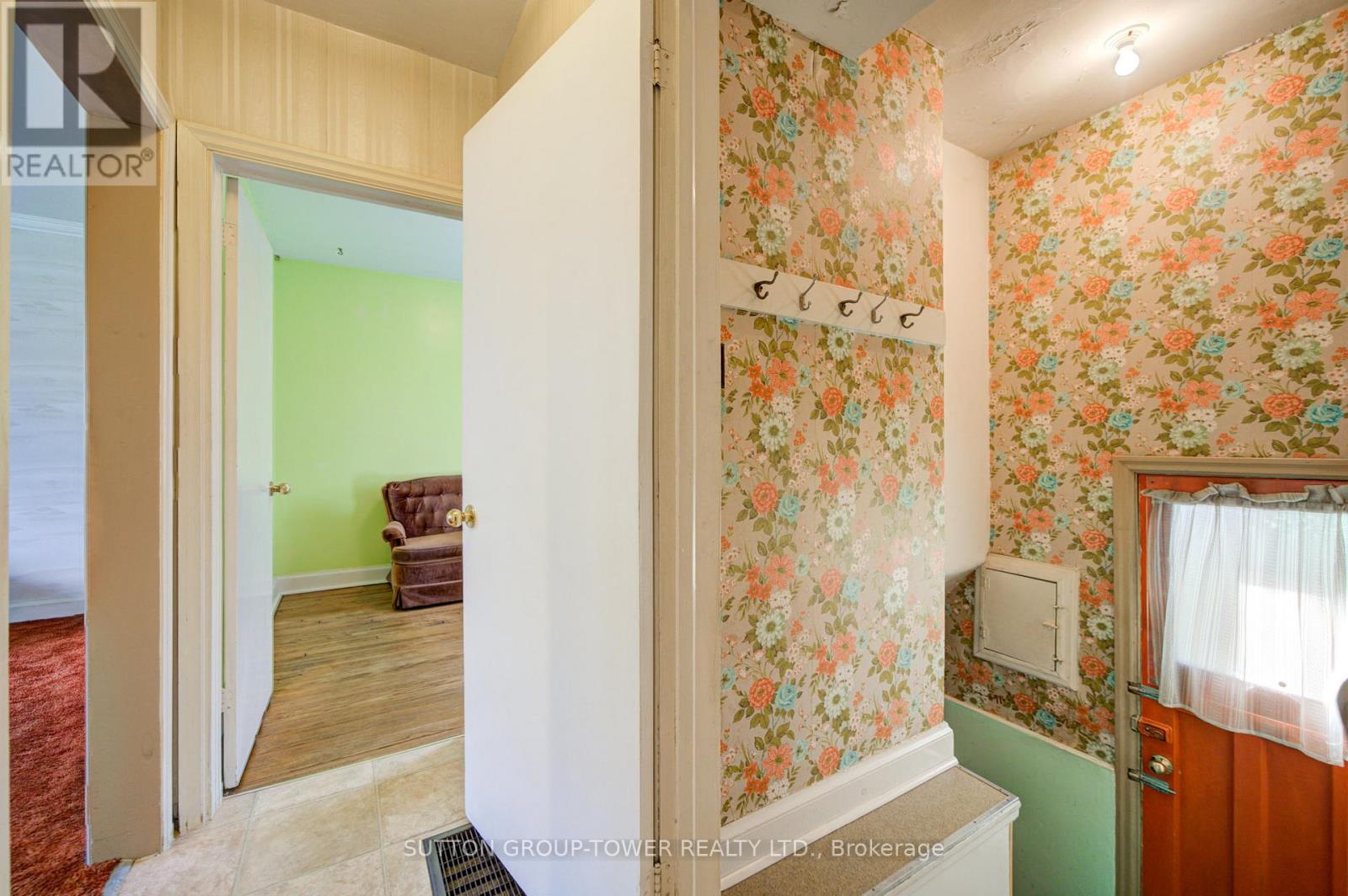 31 Melody Road S, Toronto, Ontario  M9M 1C9 - Photo 15 - W13101466