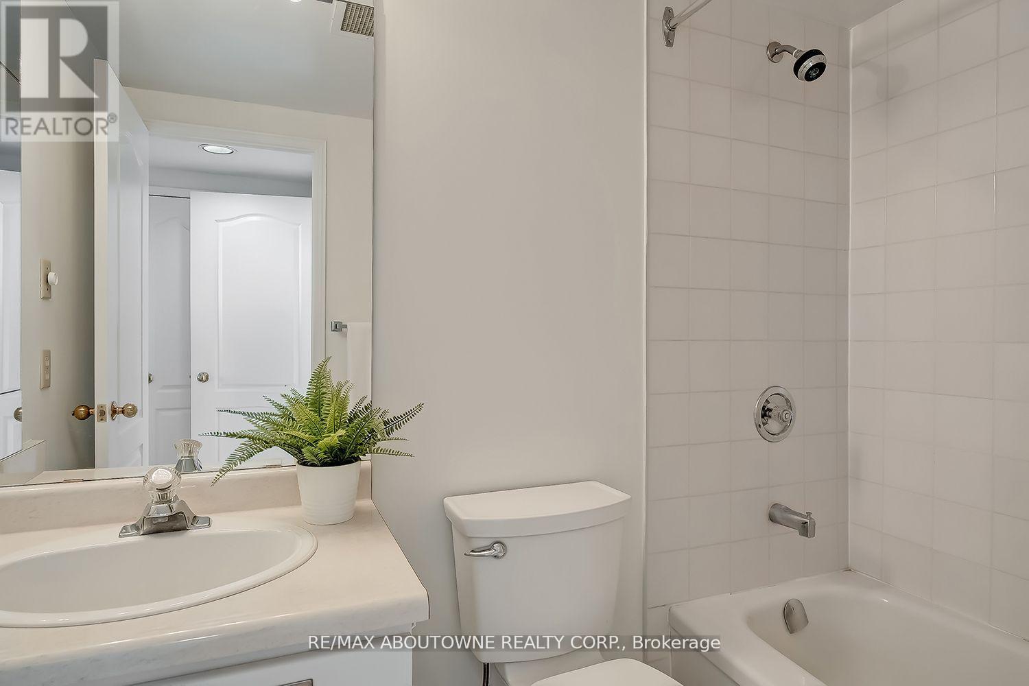 706 - 1901 Pilgrims Way, Oakville, Ontario  L6M 2W9 - Photo 36 - W13103112