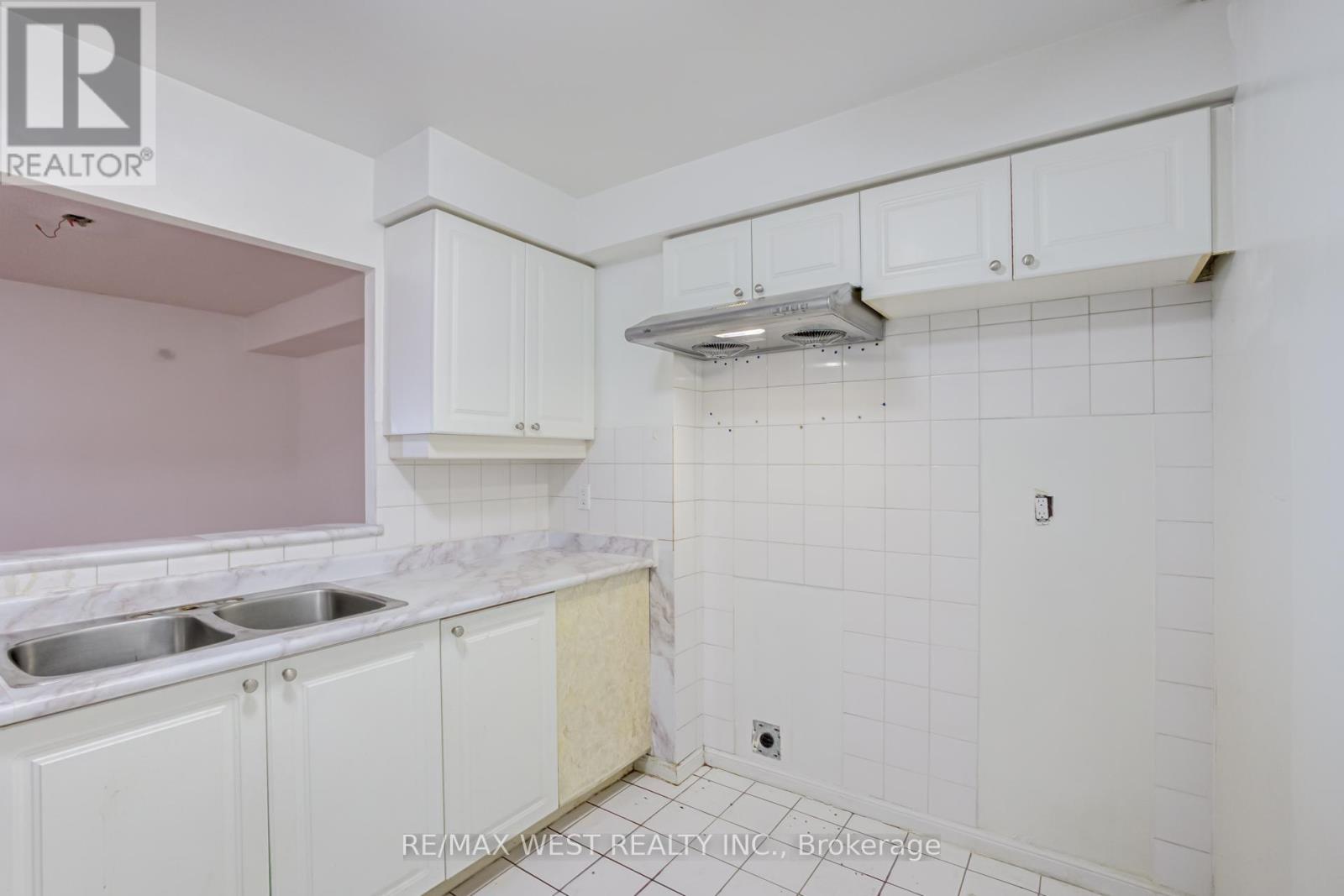707 - 88 Corporate Drive, Toronto, Ontario  M1H 3G6 - Photo 16 - E13104394