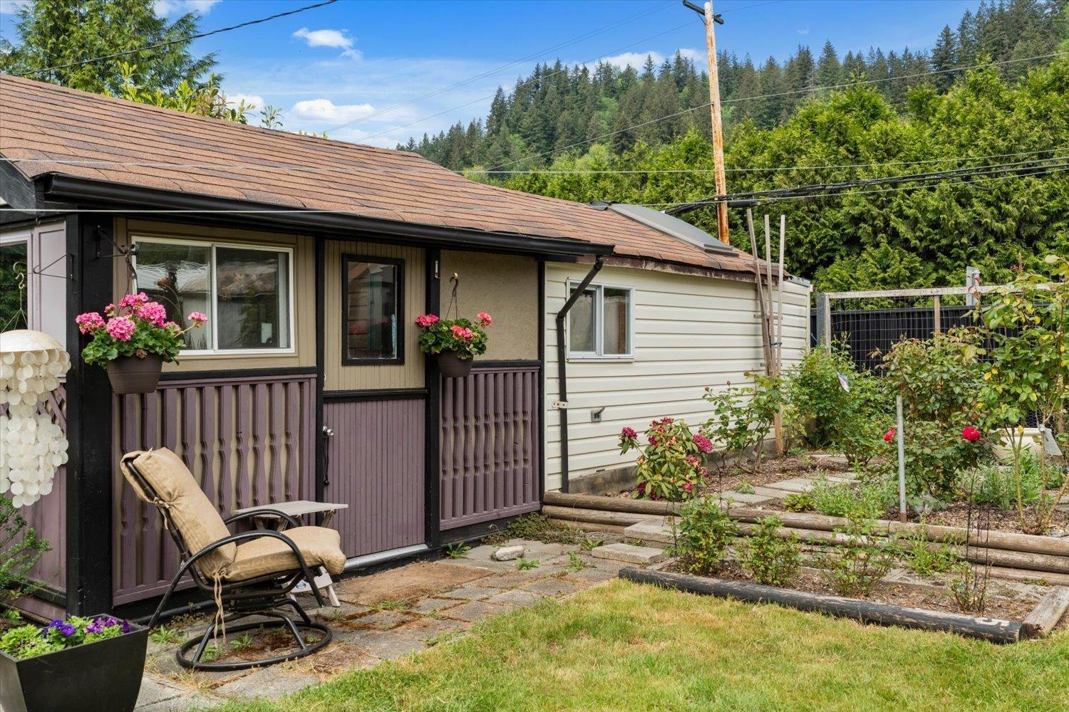 5 46484 Chilliwack Lake Road, Chilliwack River Valley, Chilliwack, British Columbia  V2R 3R7 - Photo 3 - R3120410
