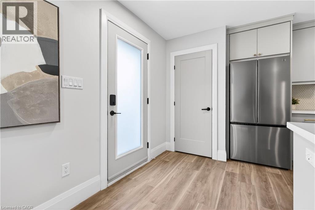 330 East 15th Street Unit# Upper, Hamilton, Ontario  L9A 4G5 - Photo 4 - 40822841