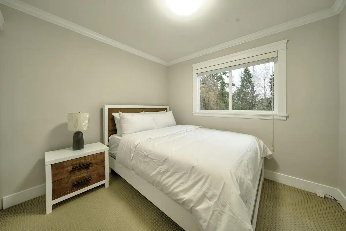 18369 21a Avenue, Surrey, British Columbia  V3Z 9W2 - Photo 11 - R3121345