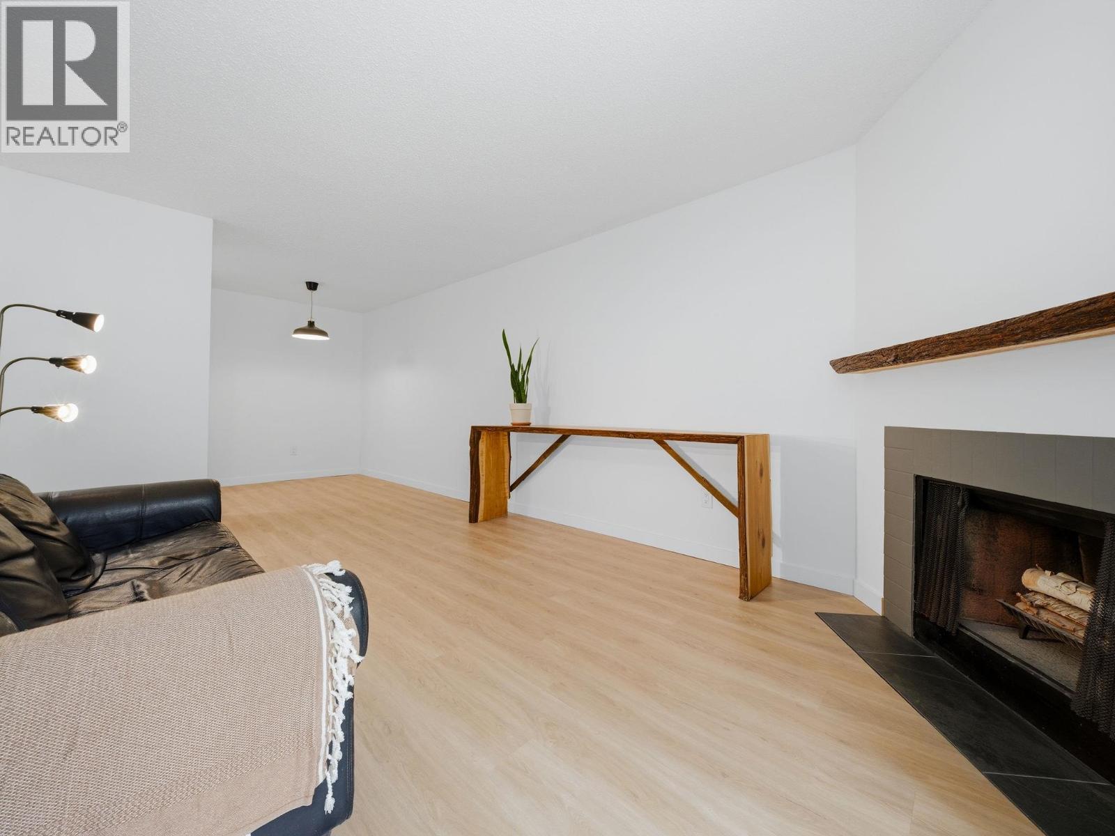 108 615 North Road, Coquitlam, British Columbia  V3J 1P1 - Photo 7 - R3106518
