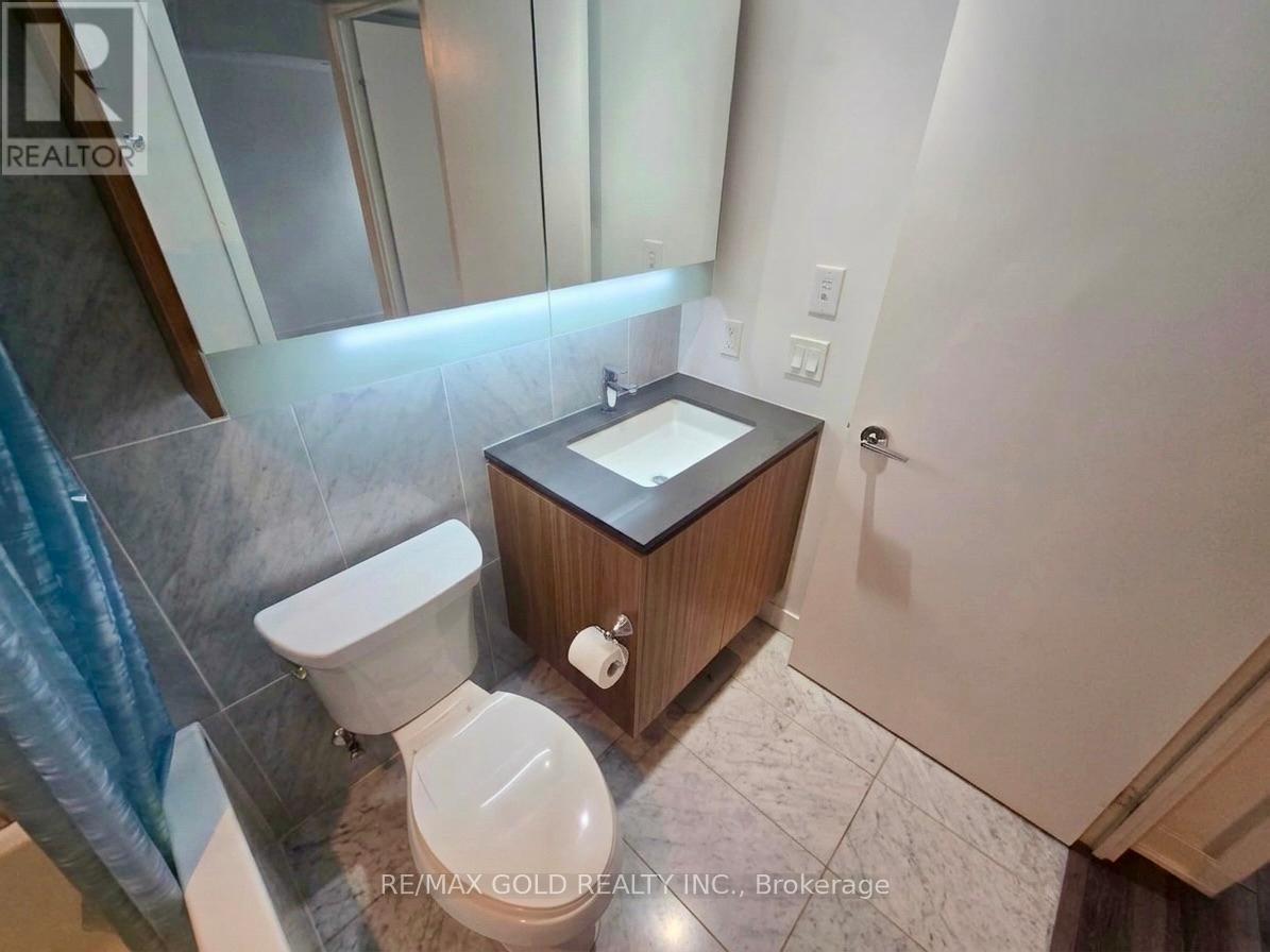 1603 - 70 Queens Wharf Road, Toronto, Ontario  M5V 0J2 - Photo 19 - C13092234