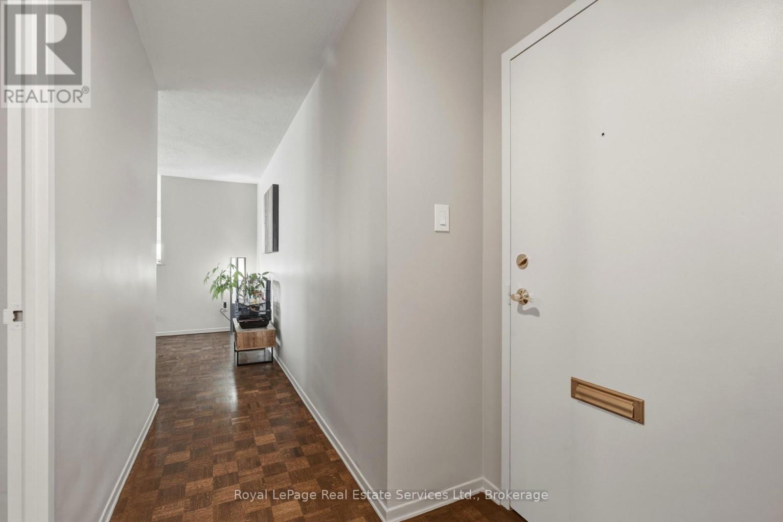 102 - 15 Towering Heights Boulevard, St. Catharines, Ontario  L2T 3G7 - Photo 3 - X13104236