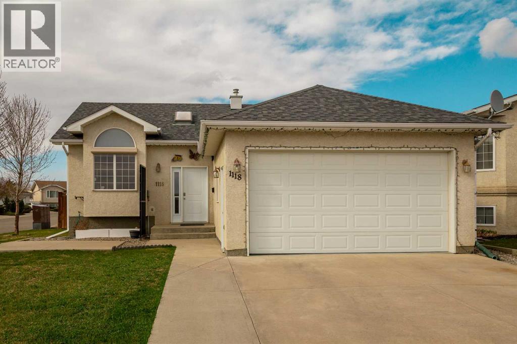 1118 25 Avenue, Coaldale, Alberta