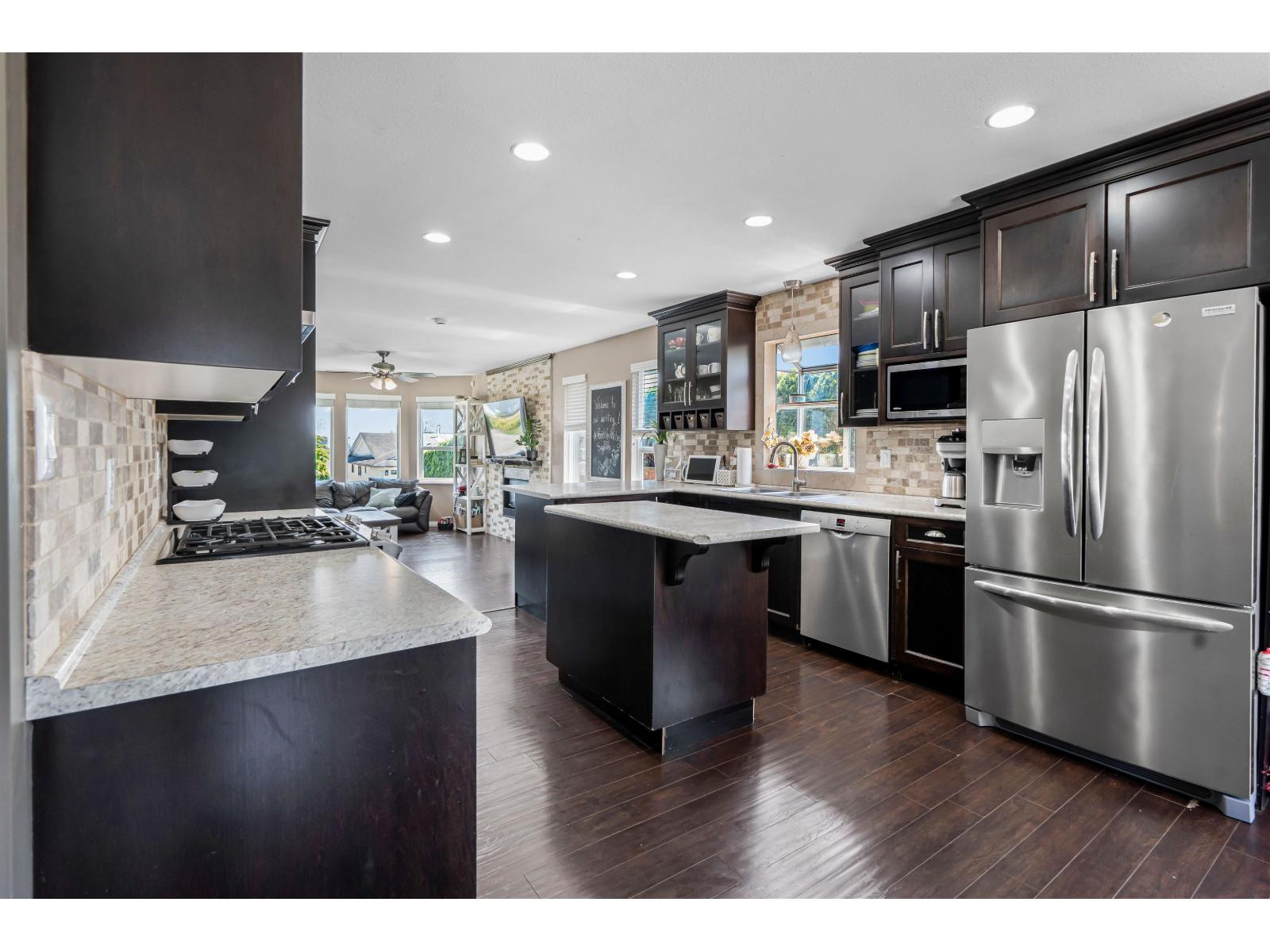 35061 Sunnyside Drive, Mission, British Columbia  V2V 6S9 - Photo 10 - R3121300