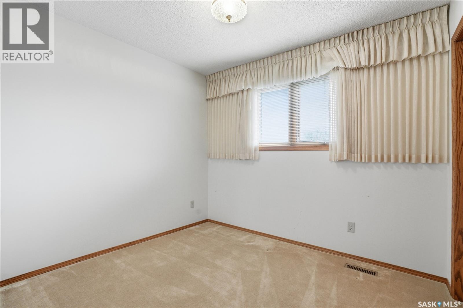 238 S Avenue N, Saskatoon, Saskatchewan  S7L 2Z8 - Photo 27 - SK035448