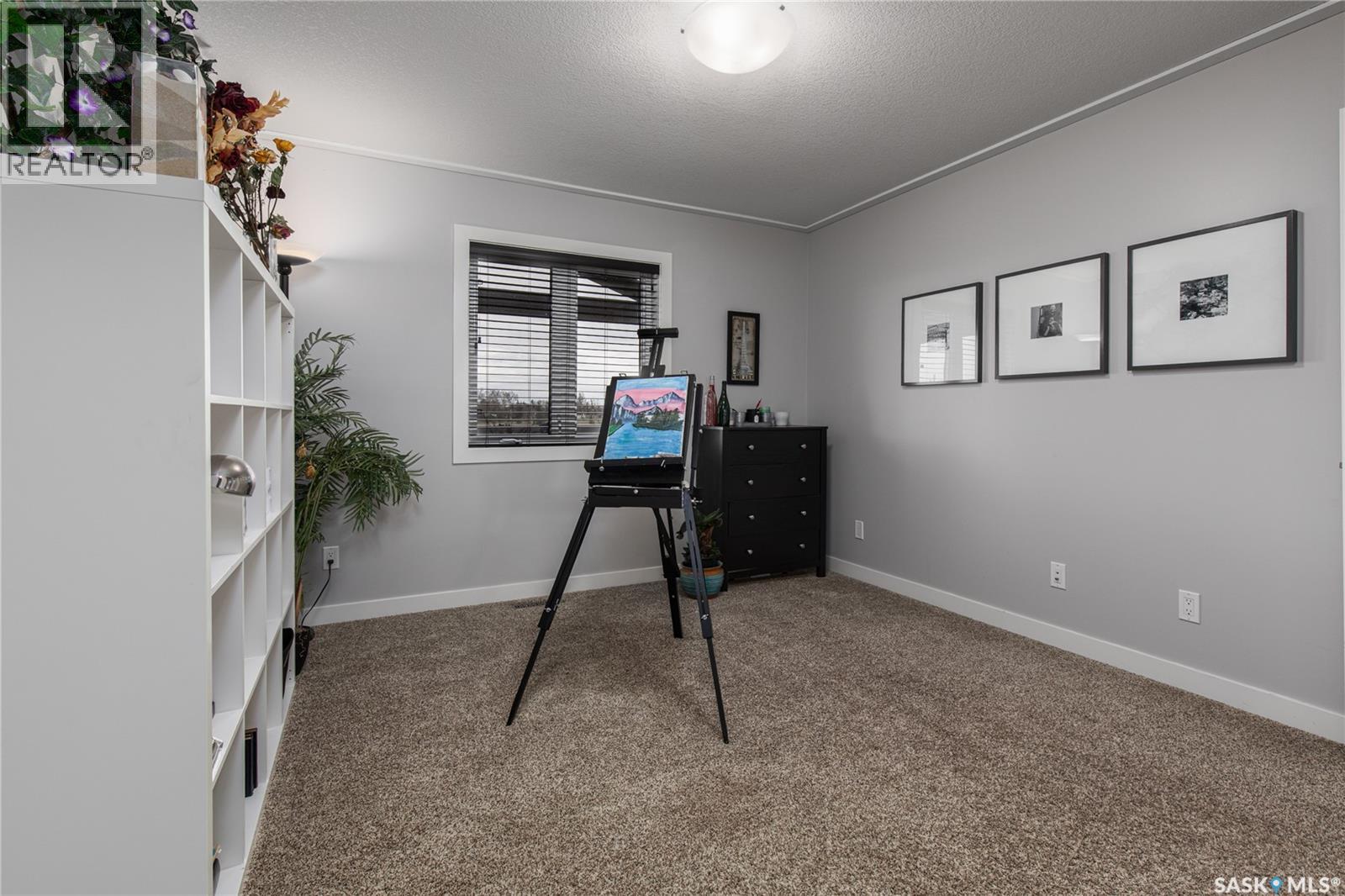 212 Iron Bridge Drive, Moose Jaw, Saskatchewan  S6J 0B5 - Photo 25 - SK035409
