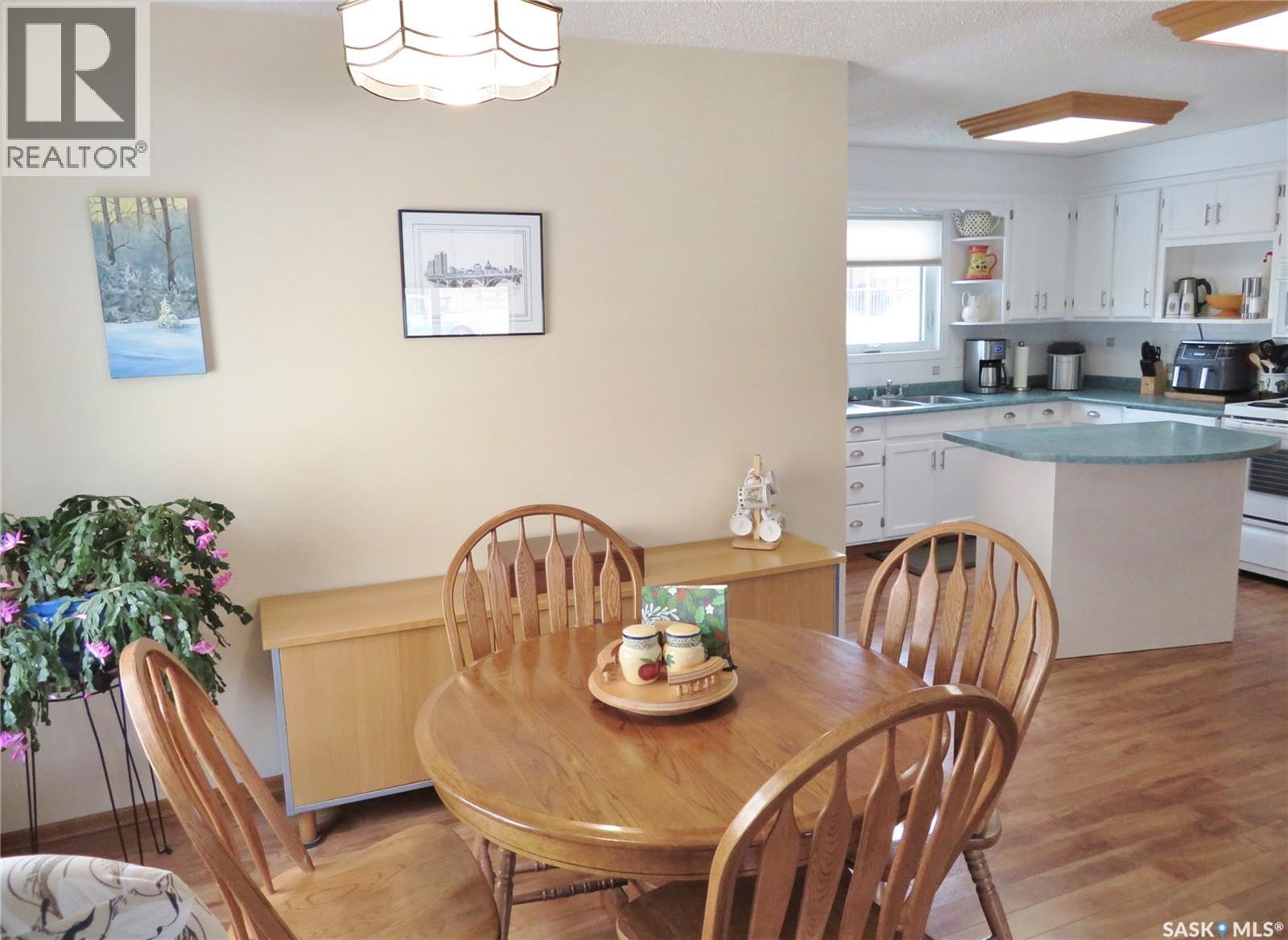 315 Benesh Crescent, Saskatoon, Saskatchewan  S7K 6P1 - Photo 4 - SK035320