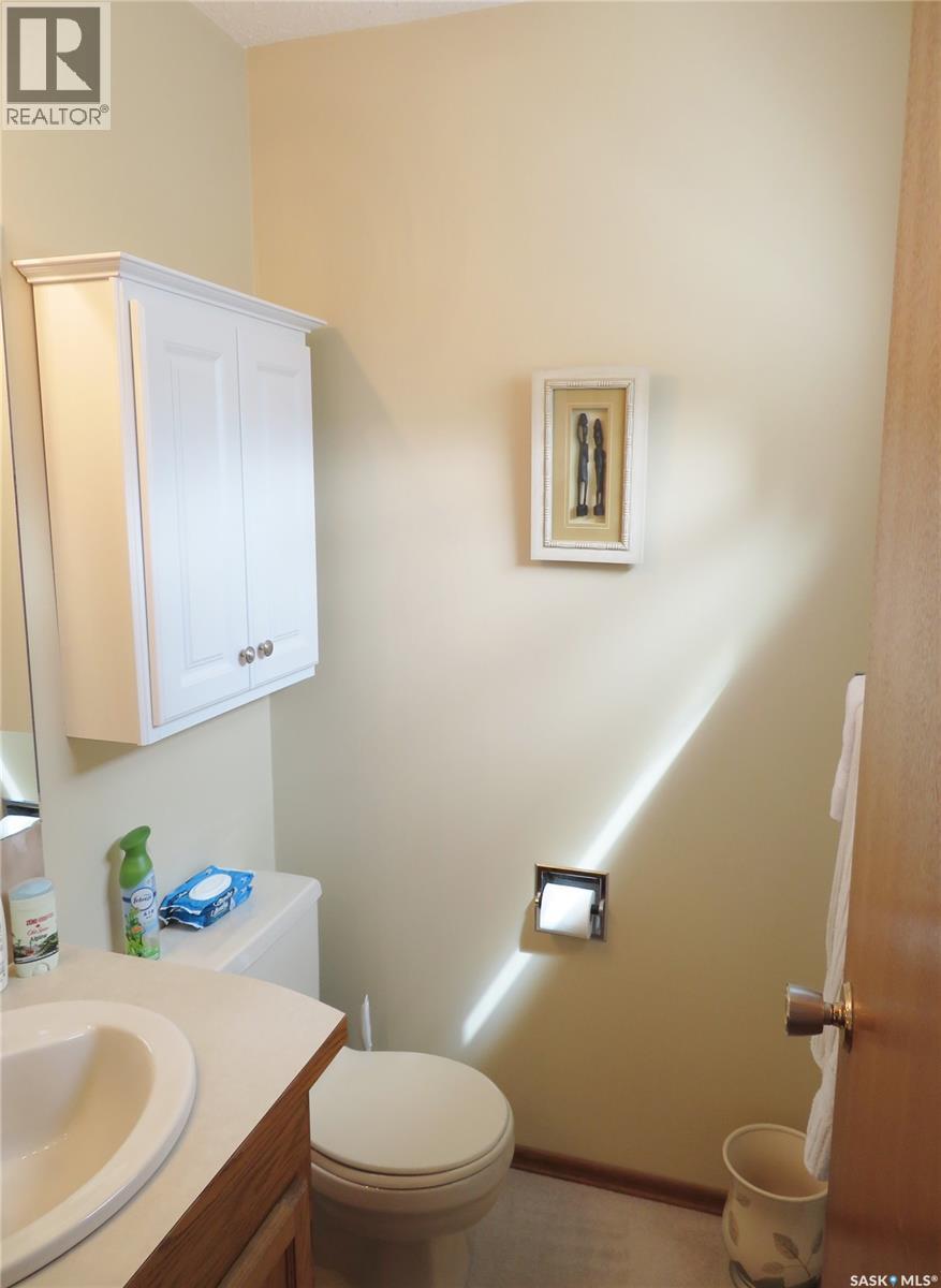 315 Benesh Crescent, Saskatoon, Saskatchewan  S7K 6P1 - Photo 8 - SK035320