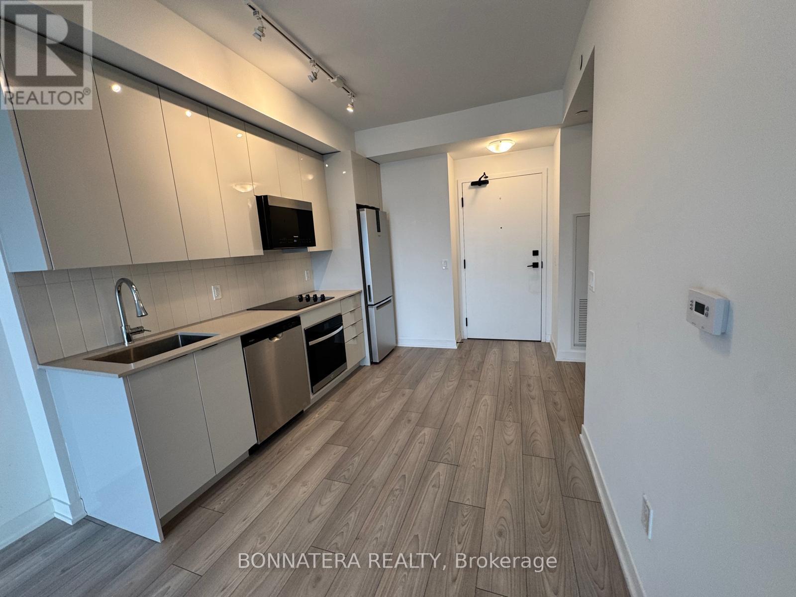 1027 - 498 Caldari Road, Vaughan, Ontario  L4K 0R6 - Photo 5 - N13104358