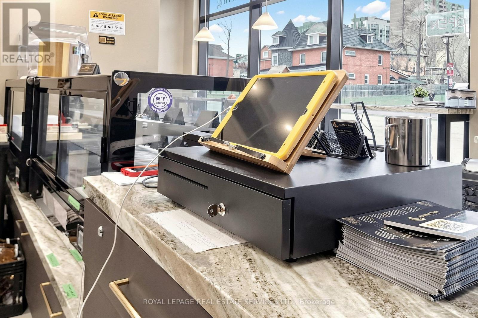C3 - 185 Dunlop Street E, Barrie (Lakeshore), Ontario  L4M 0L7 - Photo 13 - S13104278